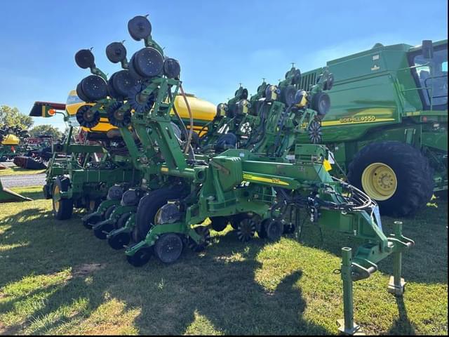 Image of John Deere 1790 equipment image 2