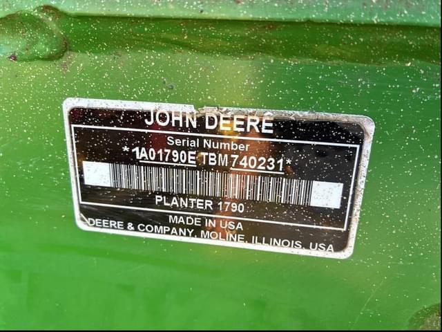 Image of John Deere 1790 equipment image 1