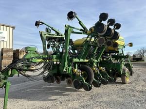 2011 John Deere 1790 Image