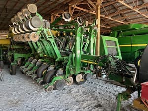 2011 John Deere 1790 Image
