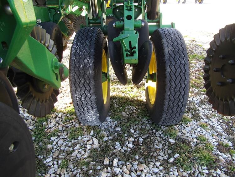 Main image John Deere 1790 4