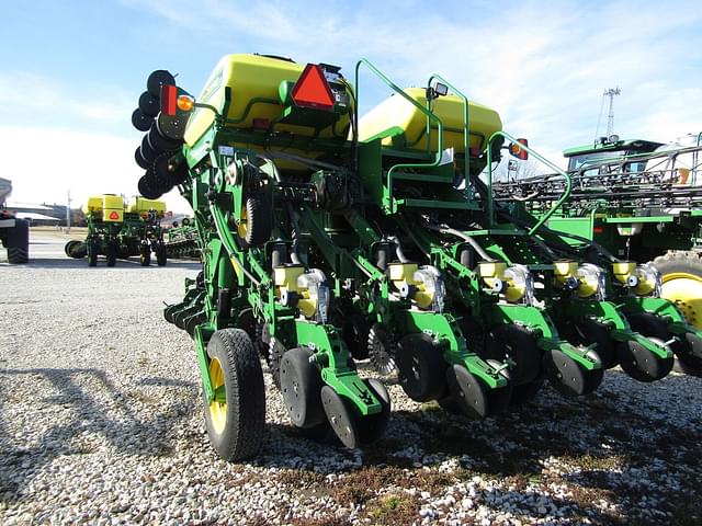 Thumbnail image John Deere 1790 0