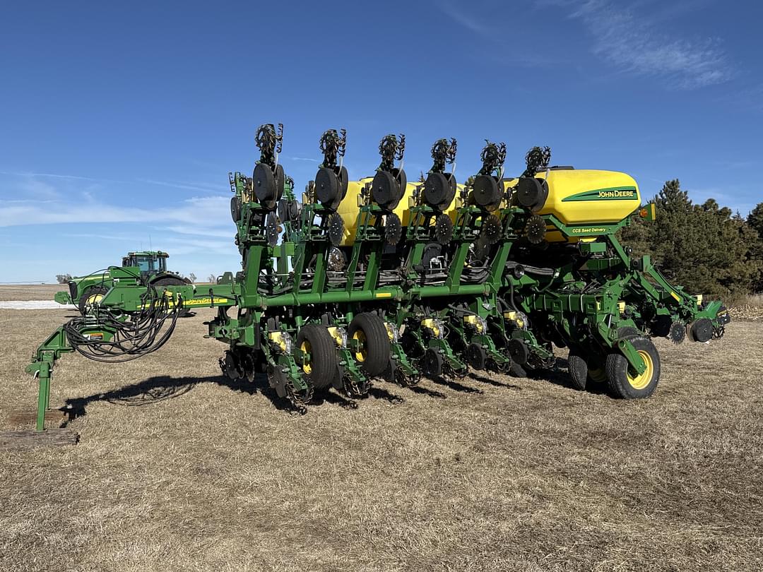 Image of John Deere 1790 Primary image