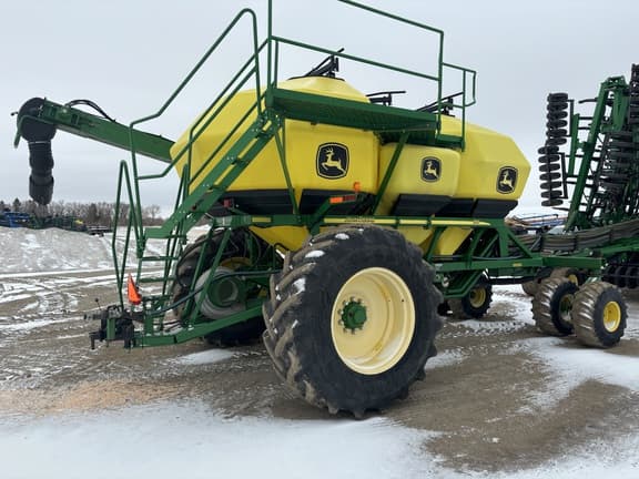 Image of John Deere 1835 equipment image 3