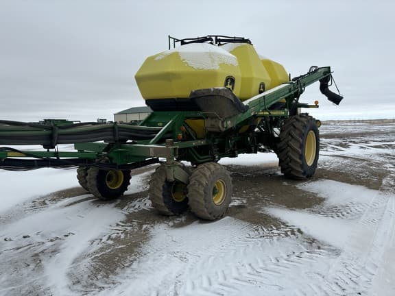 Image of John Deere 1835 equipment image 4