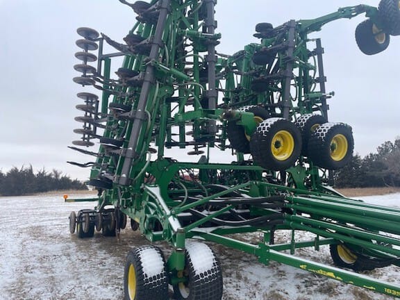 2011 John Deere 1835 Image