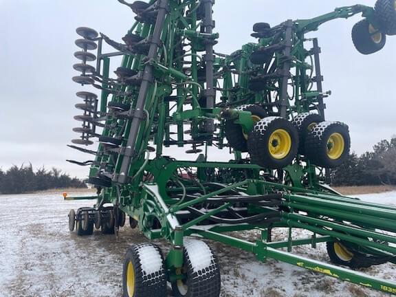 Image of John Deere 1835 Primary image