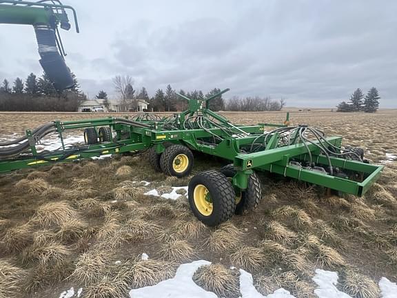 Image of John Deere 1890 equipment image 1