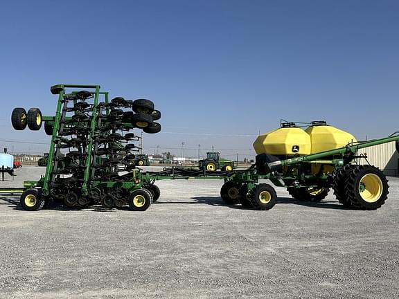 Image of John Deere 1890 equipment image 1