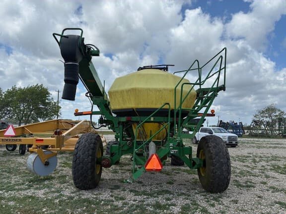 Image of John Deere 1890 equipment image 2