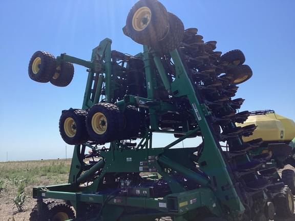 Image of John Deere 1890 equipment image 4