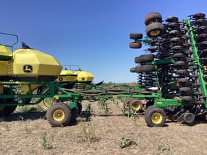 2011 John Deere 1890 Image