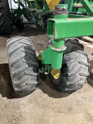 Image of John Deere 1895 equipment image 2