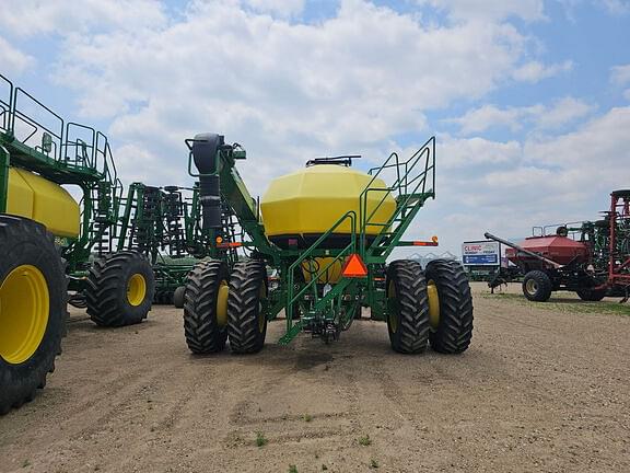 Image of John Deere 1895 equipment image 4