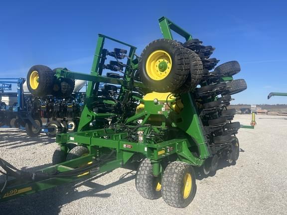 Image of John Deere 1990 equipment image 3