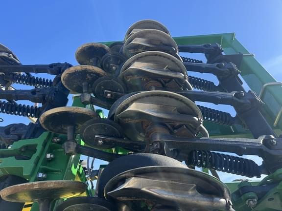 Image of John Deere 1990 equipment image 4