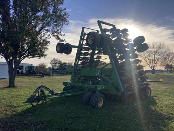 Image of John Deere 1990 equipment image 2