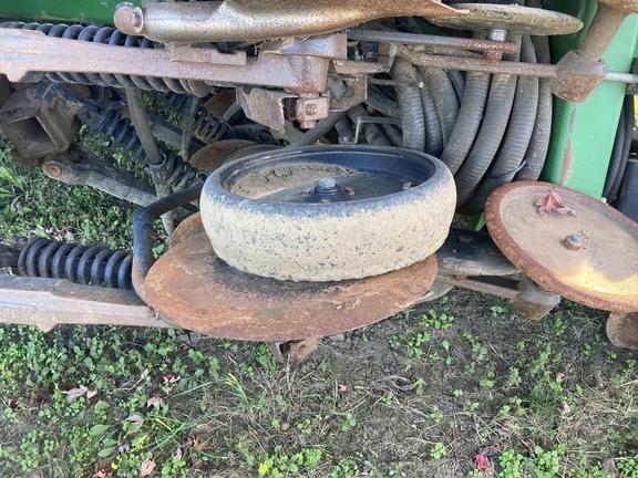 Image of John Deere 1990 equipment image 4