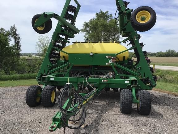 Image of John Deere 1990 equipment image 1