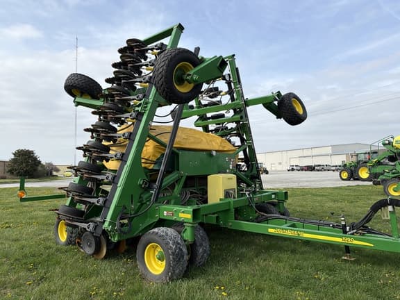 Image of John Deere 1990 equipment image 2