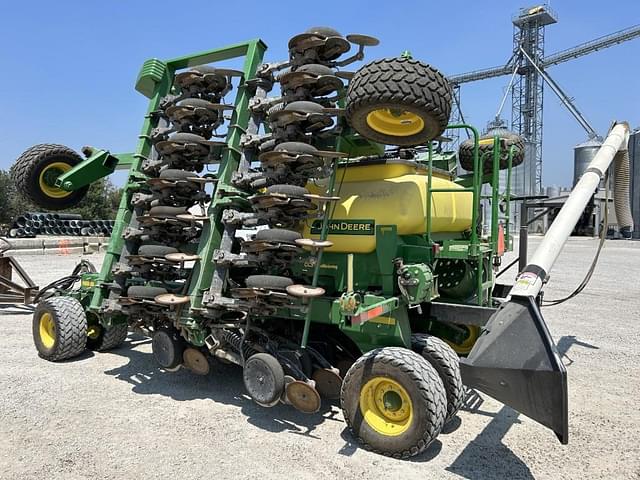 Image of John Deere 1990 equipment image 4