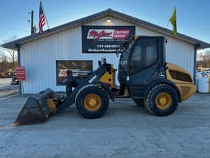 2011 John Deere 204K Image