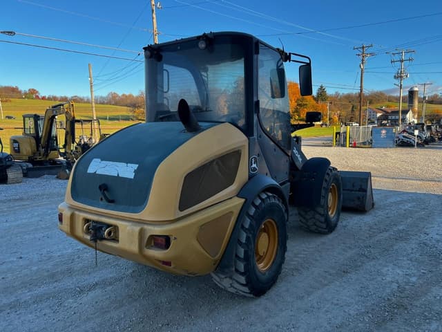 Image of John Deere 204K equipment image 4