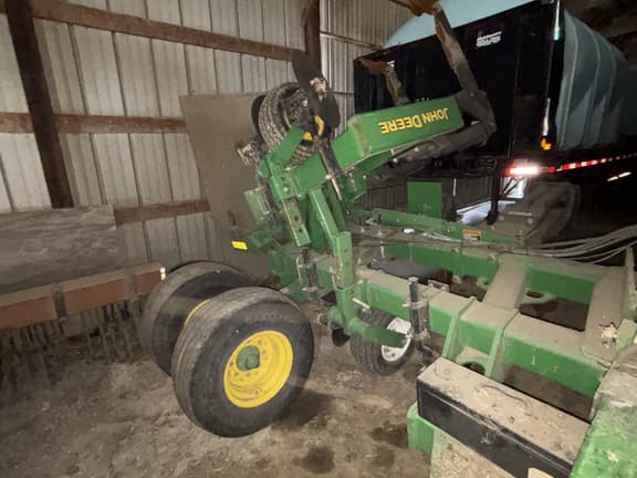 Image of John Deere 2100 equipment image 1
