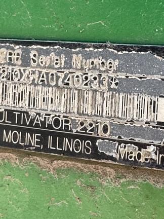 Image of John Deere 2210 equipment image 4