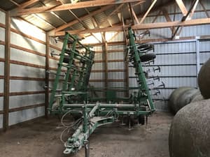 2011 John Deere 2210 Image