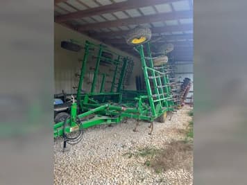 Main image John Deere 2210L