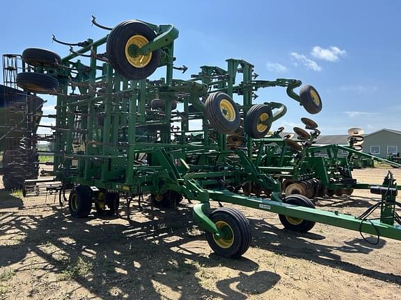 Image of John Deere 2210 Primary image