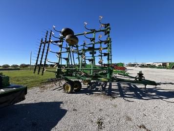 Main image John Deere 2210L