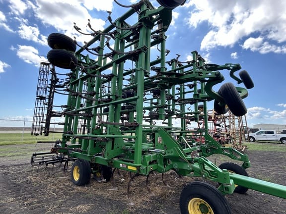 2014 John Deere 2210 Equipment Image0