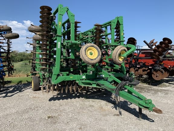 Main image John Deere 2310