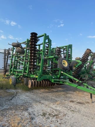 2011 John Deere 2310 Equipment Image0