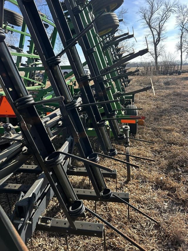 Image of John Deere 2310 equipment image 3