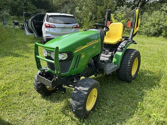 Image of John Deere 2320 Primary image