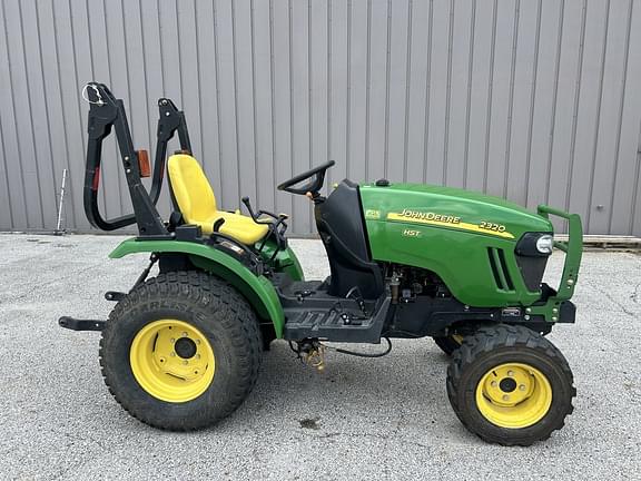 Image of John Deere 2320 equipment image 4