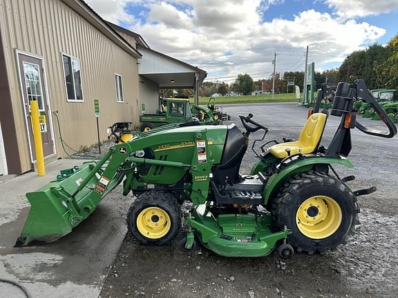 Image of John Deere 2320 Primary image