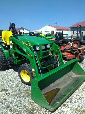 Main image John Deere 2320