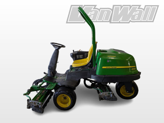 Image of John Deere 2500B Primary image