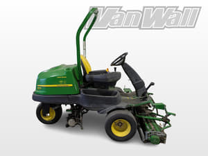 2011 John Deere 2500E Image