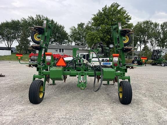 Image of John Deere 2510H equipment image 3