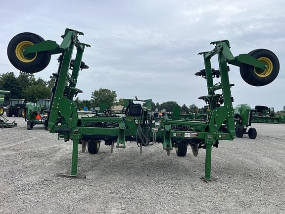 Image of John Deere 2510H Primary image