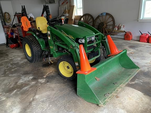 Image of John Deere 2520 Primary image