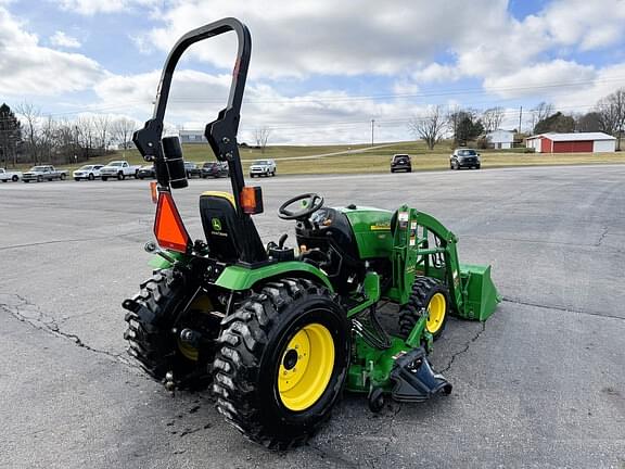 Image of John Deere 2520 equipment image 4