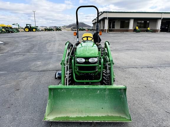 Image of John Deere 2520 equipment image 1