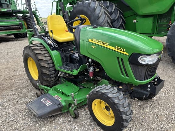 Image of John Deere 2520 Primary image