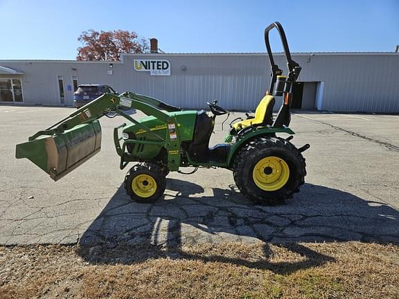 Image of John Deere 2520 Primary image